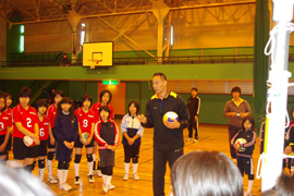 平成22年度オリンピアンふれあい交流事業　バレーボール教室(北海道)